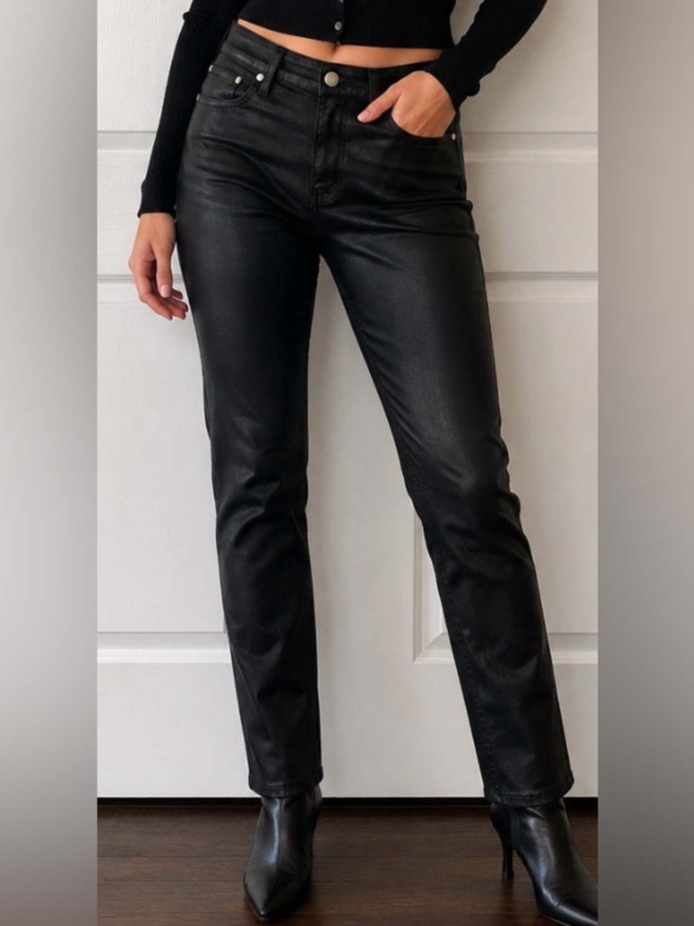 PAIGE Pandora Peg Skinny Luxe Black Coated Skinny Jeans Pants Like New Hoxten